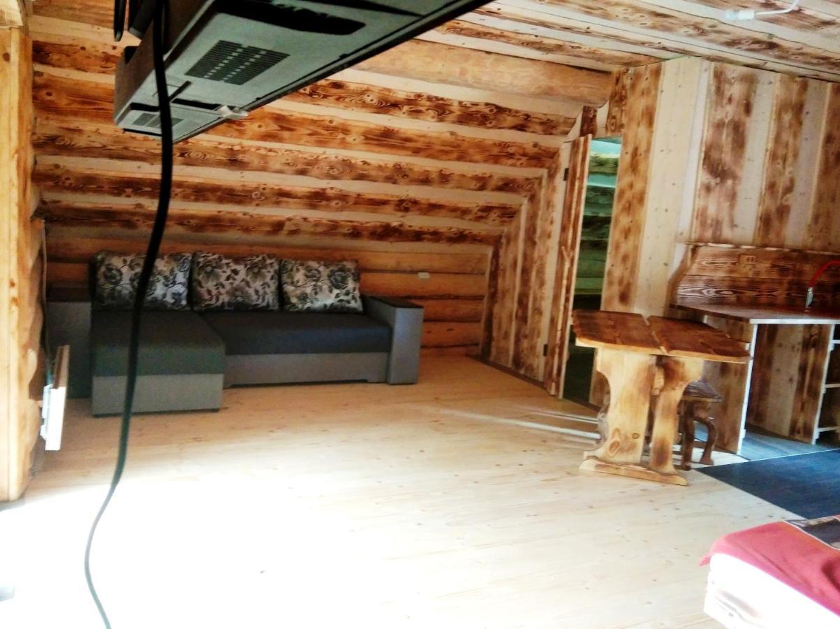 Bungalow In Mauntains With Chan Near The Forest สลาฟสเก ภายนอก รูปภาพ